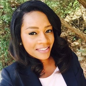 Meet your Posher, Monica